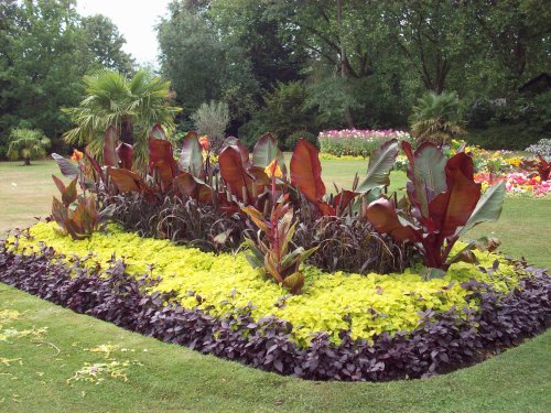 Roundwood Park  NW10