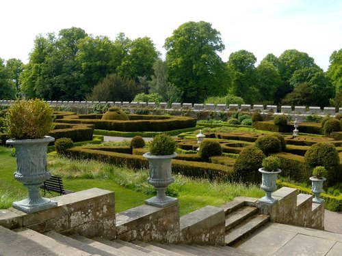 Chillingham Castle gardens