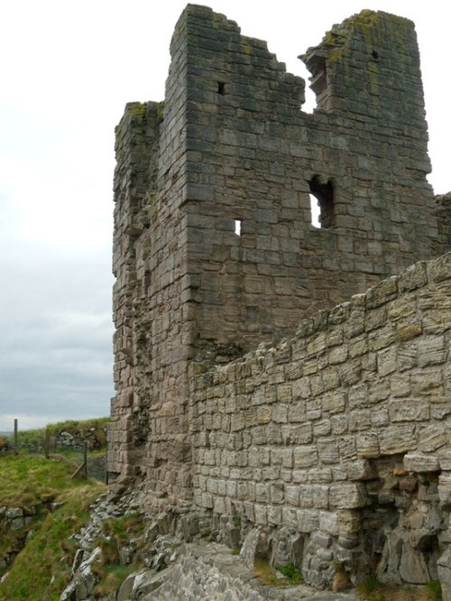 Dunstanburgh Castle Egyncleugh Tower