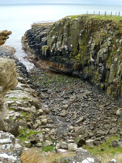 Dunstanburgh Castle Queen Margaret's Cove