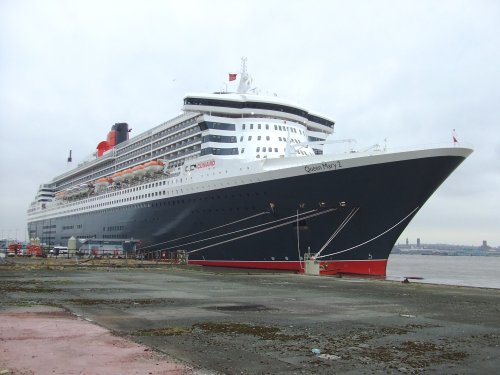 The Queen Mary 2 arrived in Liverpool October 2009