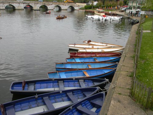 Row boats for hire