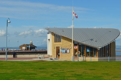 New Lifeboat Station & Old Lighthouse
