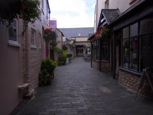 Courtyard, Cirencester