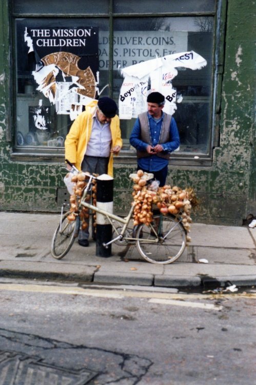 The Onion Sellers