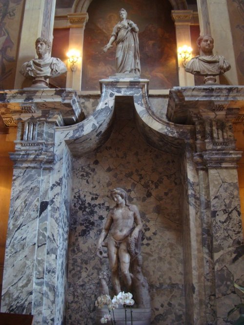 The Great Hall, Bacchus niche