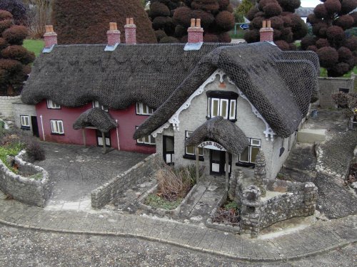 Model of the Crab Inn at Shanklin.