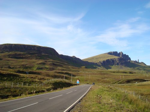 The A 855 towards the Storr