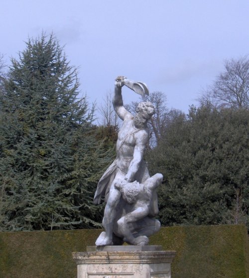 Statue at Wimpole Hall, Cambridge