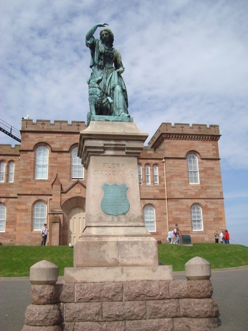 Statue of Flora MacDonald