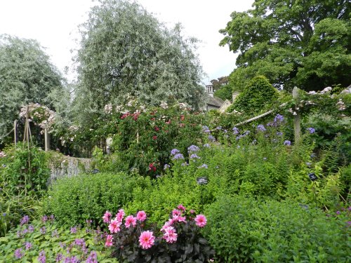 Wakehurst Place 24 June 2011