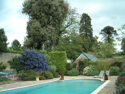 Pashley Manor Gardens, May 2001
