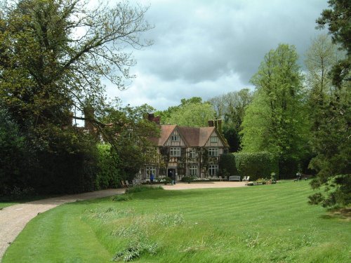 Pashley Manor Gardens, May 2001