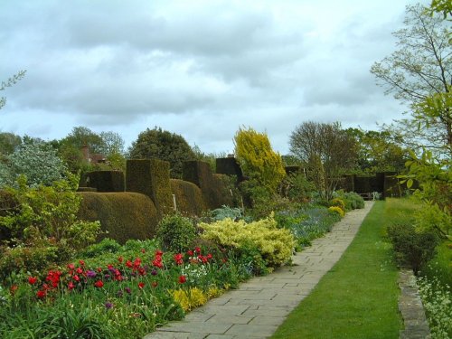 Great Dixter, May 2001