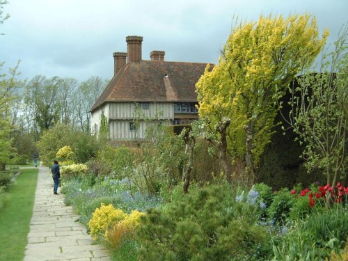 Great Dixter, May 2001