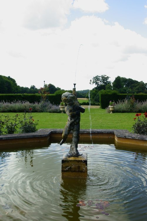 Ornamental pond and fountain at Boveridge Park gardens