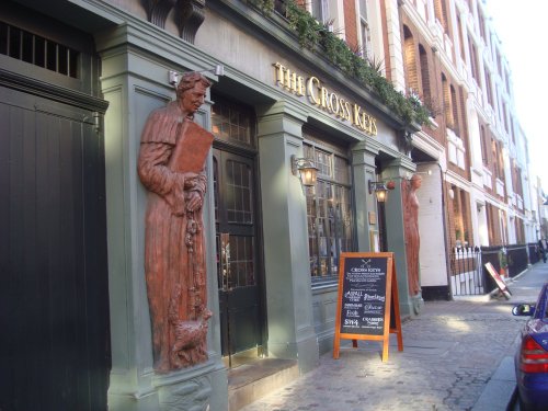 Lawrence Street, the Cross Keys