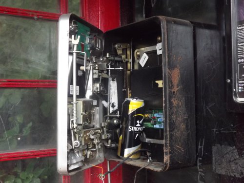 Gravesend phonebox