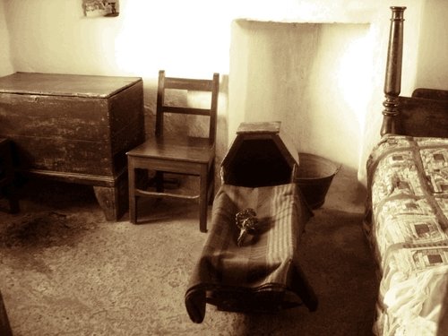 The bedroom in a manx cottage, Cregneash