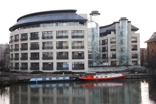 Clearwater Court, Reading