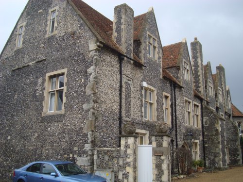 King's School, Meister Omers