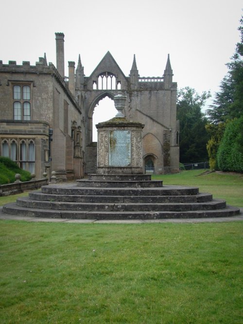 Boatswain's Tomb, Newstead Abbey