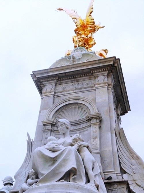 Victoria Monument, London
