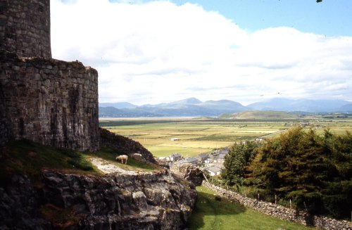 Wheatley (NOT) Please help us to identify this location