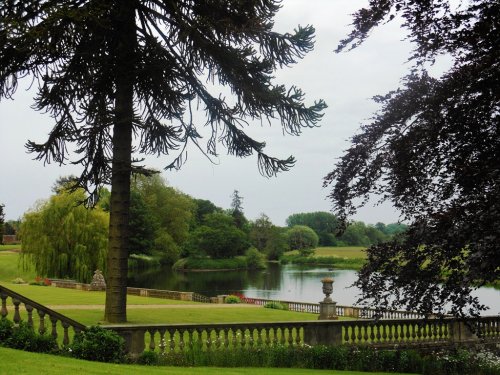 Stoneleigh Abbey Gardens