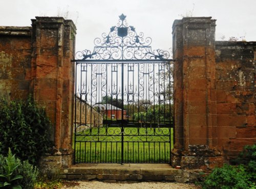 Stoneleigh Abbey Gardens