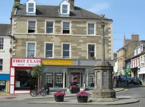 Mercat Cross