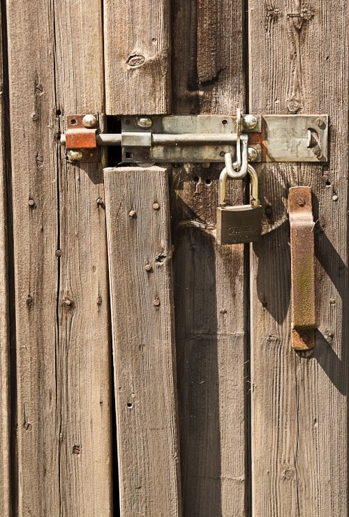 Coniston Hall, shed locks