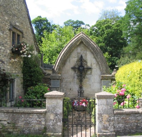 Castle Combe Memorial - July, 2008