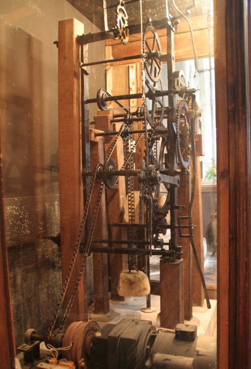 Castle Combe - St. Andrew Church - Clock (1) - 2008