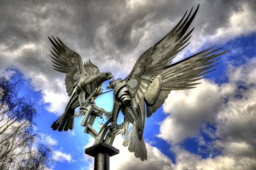 Buzzards Statue to Honour The Queen, Malvern Hills