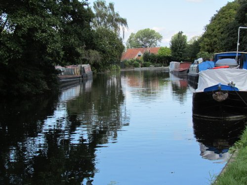 the grand union canal, uxbridge