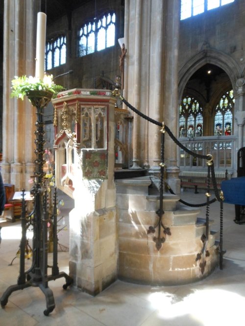 Church of St John the Baptist Interior