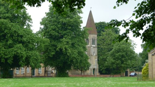 Holy Trinity, Coates