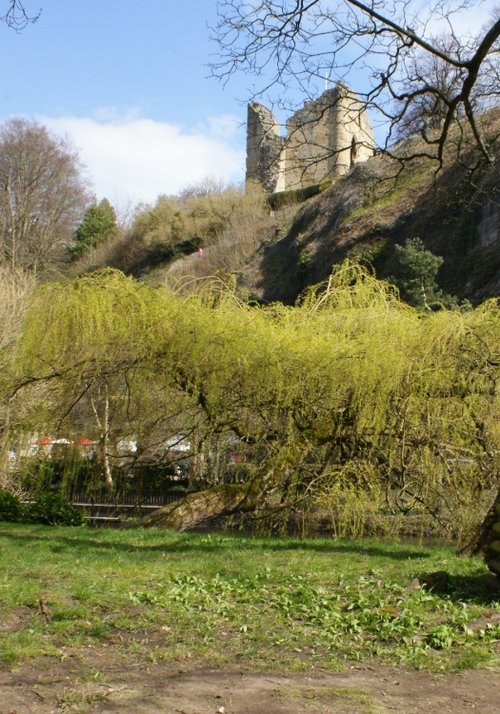 Knaresborough Castle overlooking the River Nidd.