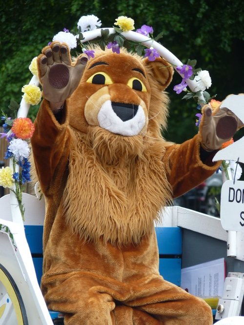 The Lion King Came To Bookham High Street Today