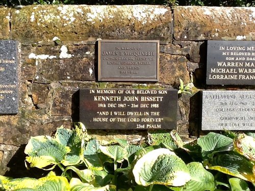 Lockerby, A dedication to the captain of the aircraft.