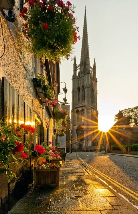 Louth, Morning Light In Spired