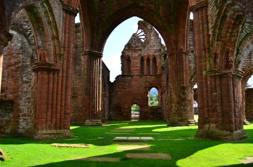 Sweetheart abbey   New Abbey