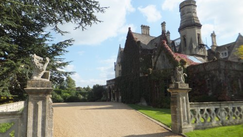 Cheltenham's Manor by the Lake