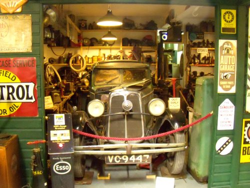 Lakes Motor Museum