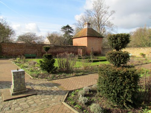 eastcote house gardens