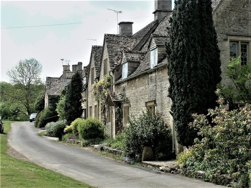 1,585 Bibury Village Royalty-Free Images, Stock Photos & Pictures