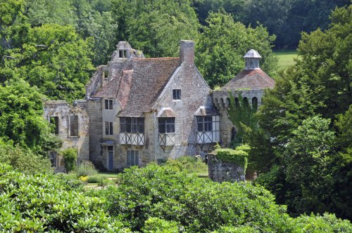 Scotney Castle