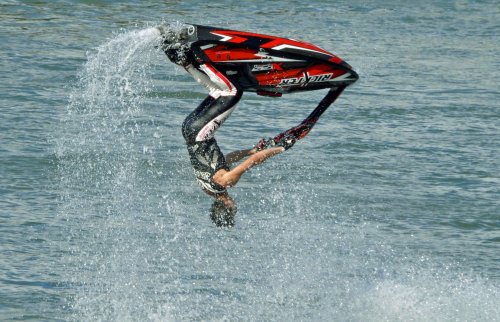 Jet skiing at Middlemoor Water Park