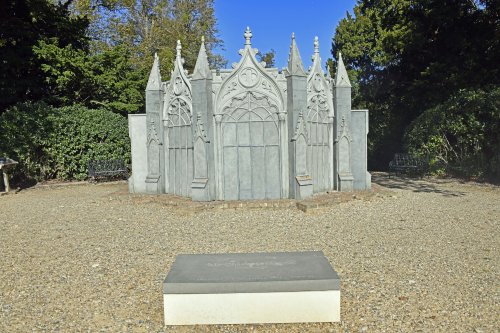 Claremont Landscape Garden - the mausoleum